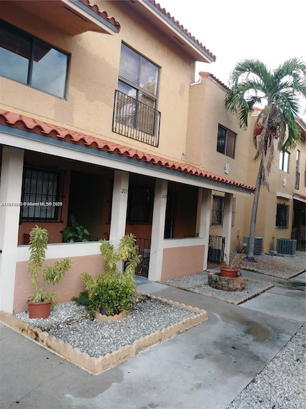 2740 W 62nd Place Unit 202, Hialeah, FL 33016