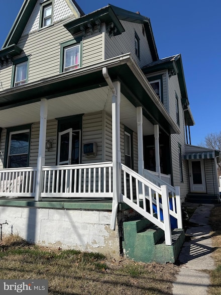 795 Highland St, Harrisburg, PA 17113