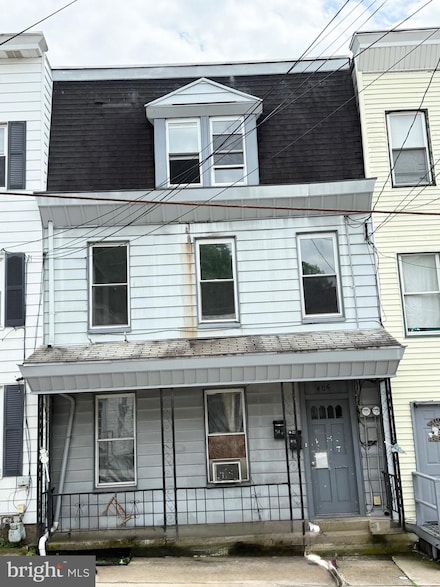 405 E Market St, Pottsville, PA 17901