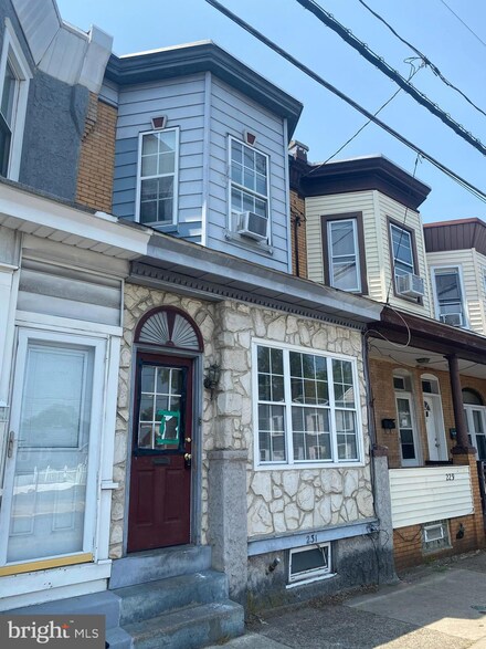 231 S Broadway, Gloucester City, NJ 08030