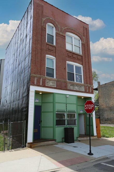 3023 W 5th Ave Unit 1, Chicago, IL 60612