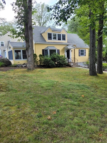 70 Craftsland Rd, Chestnut Hill, MA 02467
