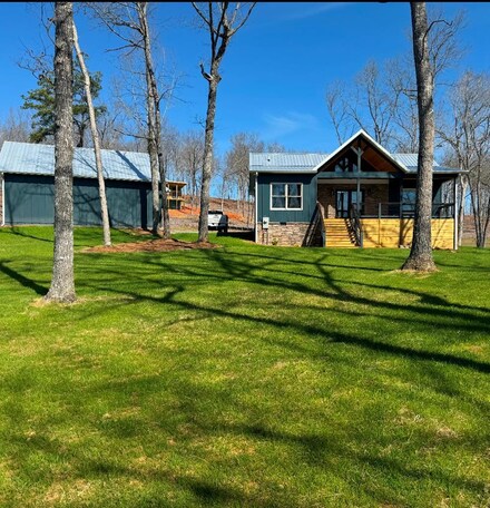 172 Split Creek Rd, Morganton, GA 30560