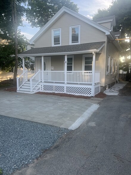 14R Russell St, Waltham, MA 02453