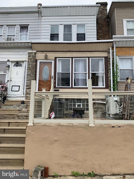 4808 Gransback St, Philadelphia, PA 19120