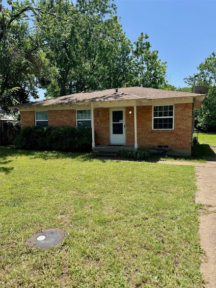 2132 Potter Ln, Mesquite, TX 75149