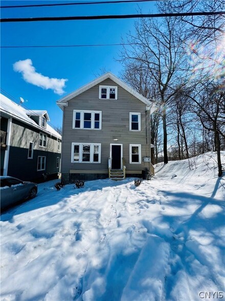 2023 South Ave, Syracuse, NY 13207