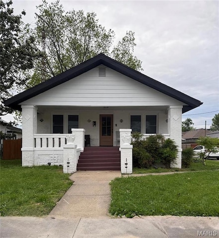 305 W Ray Ave, Christopher, IL 62822