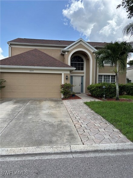 13255 Highland Chase Place, Fort Myers, FL 33913