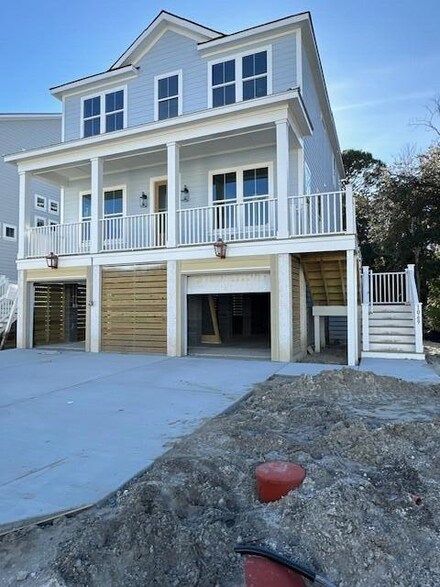1069 Capersview Ct, Awendaw, SC 29429