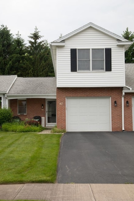 47 Flower Dale Cir, Rochester, NY 14626