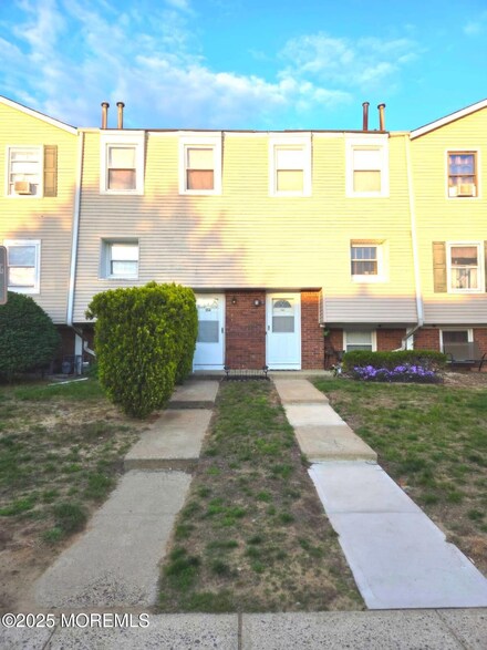 154 Sawmill Rd Unit 557, Brick, NJ 08724
