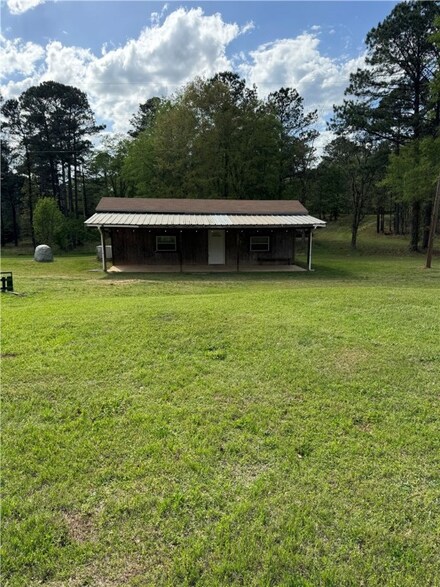 4071 County Road 8, Auburn, AL 36879