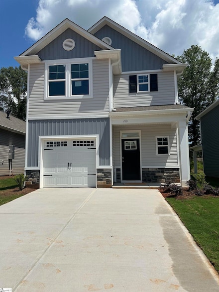 210 Brown Cir, Easley, SC 29642