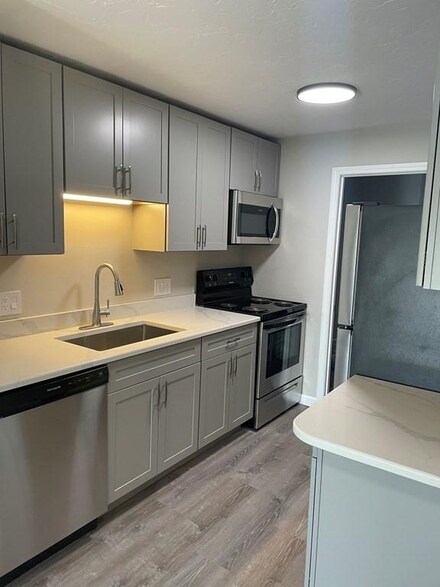 1203 Grafton St Unit 43, Worcester, MA 01604