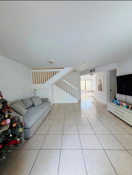 11115 W Okeechobee Rd Unit 181, Hialeah, FL 33018