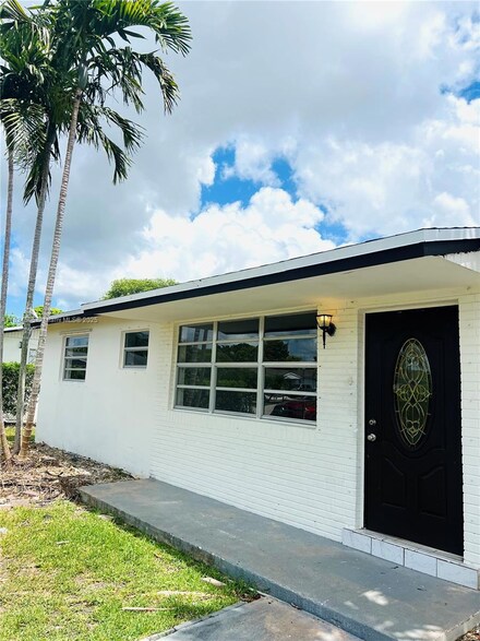 15530 SW 295th Terrace, Homestead, FL 33033