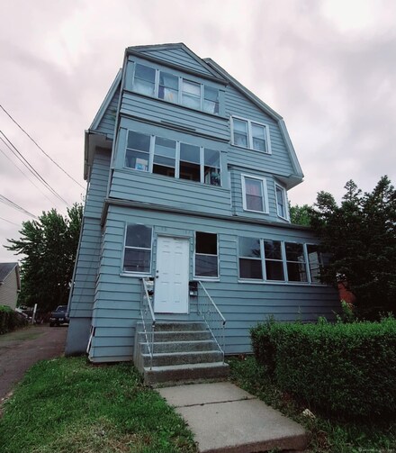 133 Roosevelt St Unit 135, Hartford, CT 06114