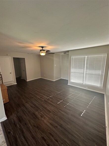 2812 Bamboo St, Mesquite, TX 75150