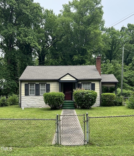 718 Ellwood Dr, High Point, NC 27260