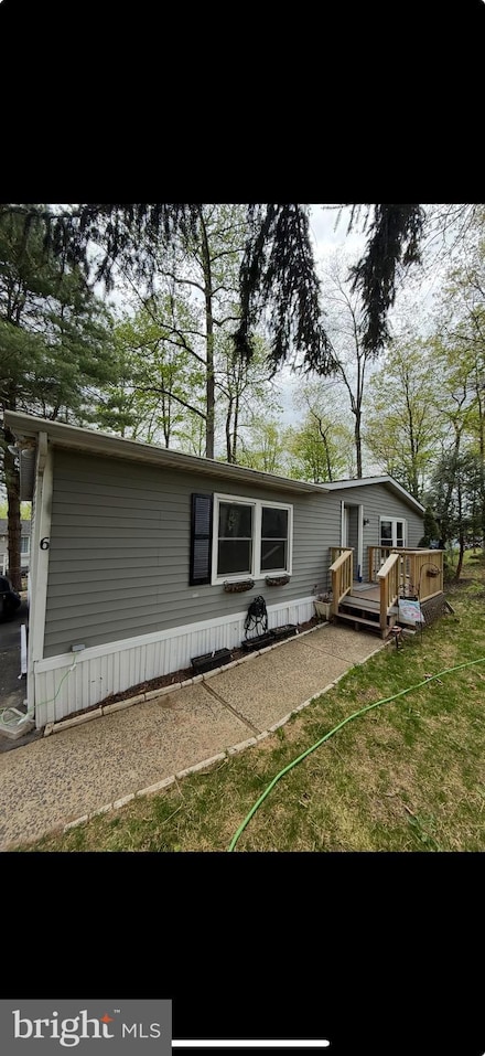 6 Esther Dr, Quakertown, PA 18951