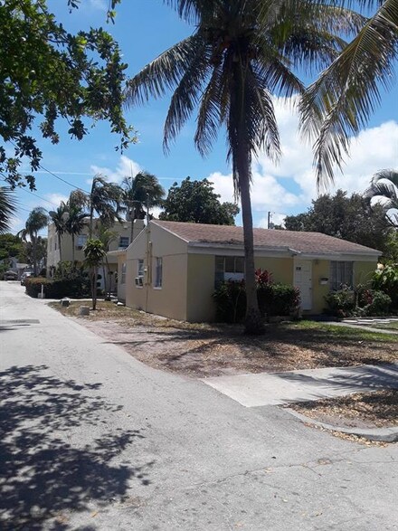610 35th St, West Palm Beach, FL 33407