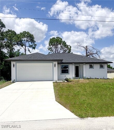 3210 30th St SW, Lehigh Acres, FL 33976