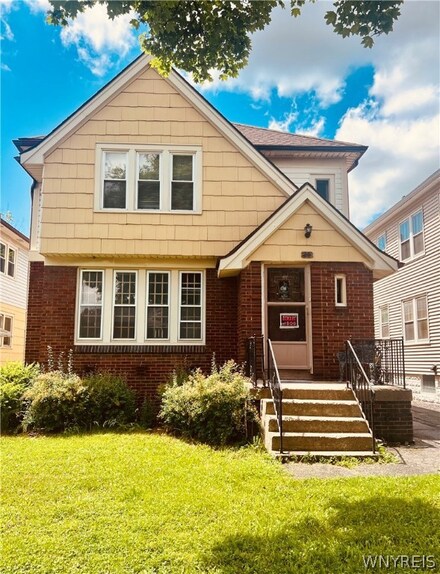 20 Saint James Rd, Buffalo, NY 14225