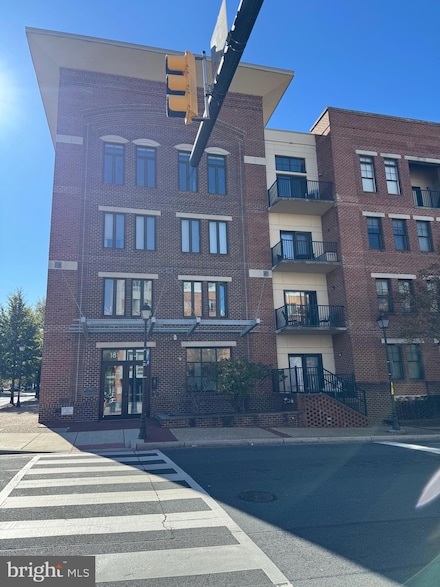 181 E Reed Ave Unit 411, Alexandria, VA 22305