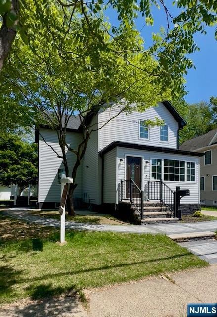 119 Lenox Ave, New Milford, NJ 07646