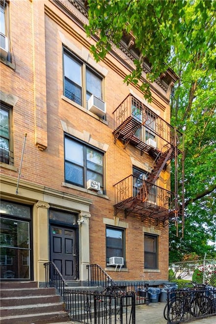 255 Senator St, Brooklyn, NY 11220