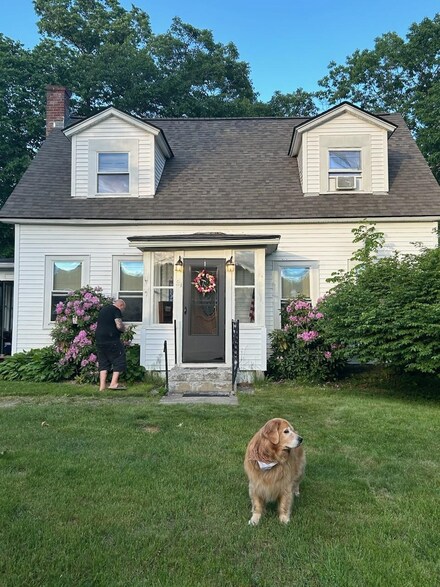 31 Hildreth St, Winchester, NH 03470