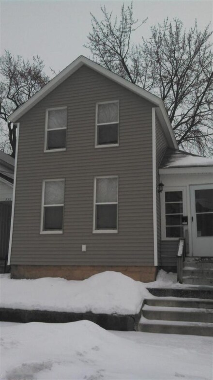 856 Dayton St SW, Grand Rapids, MI 49504