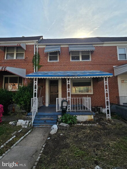 1013 Mount Holly St, Baltimore, MD 21229