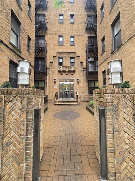 1151 Brighton Beach Ave Unit 2, Brooklyn, NY 11235