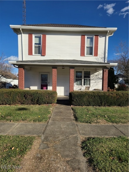 130 N State St, Frazeysburg, OH 43822