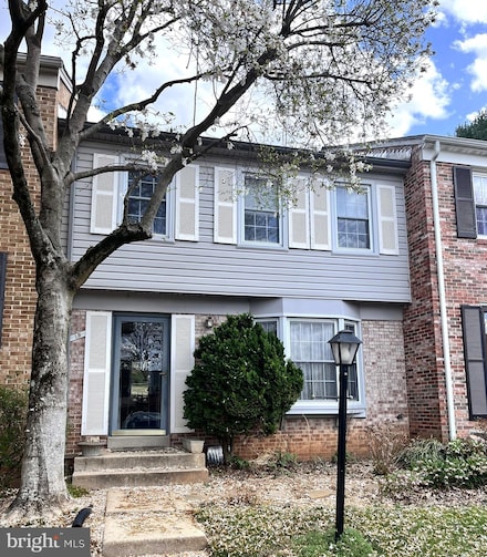 13 Chantilly Ct, Rockville, MD 20850