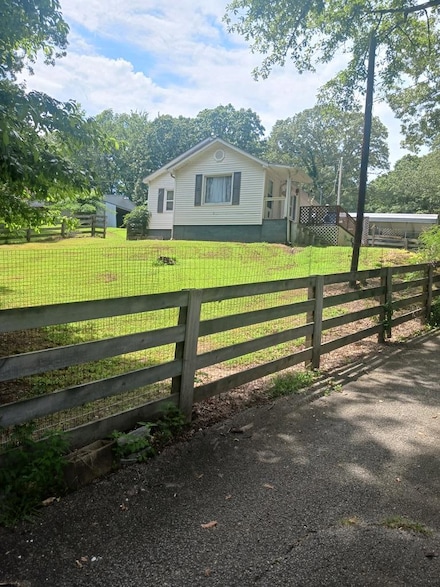 197 Stigall St, Camden, TN 38320
