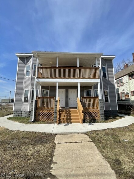 3152 E 93rd St, Cleveland, OH 44104