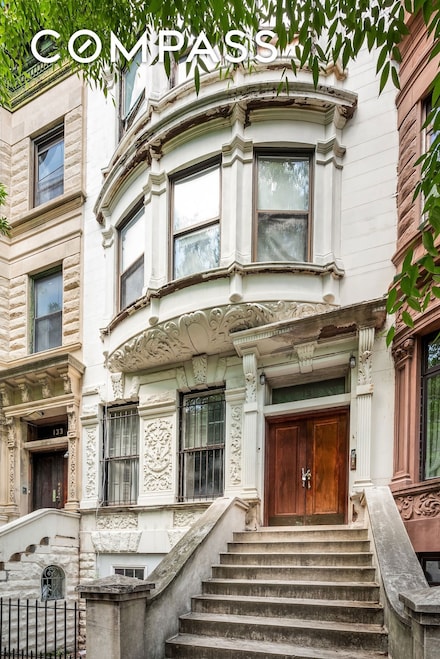131 W 118th St, New York, NY 10026