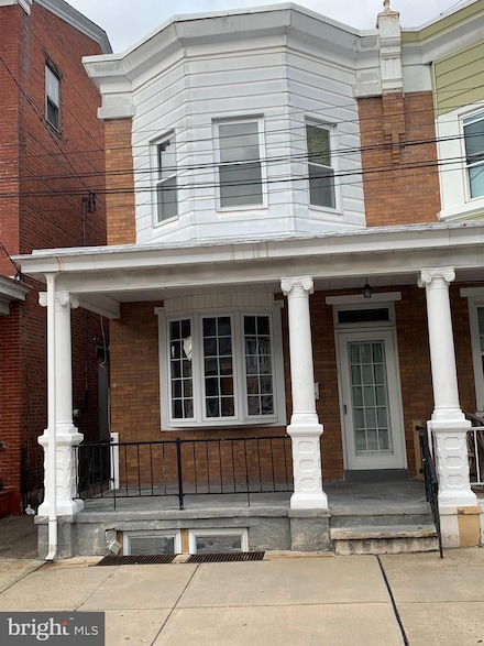 225 Washington St, Bristol, PA 19007