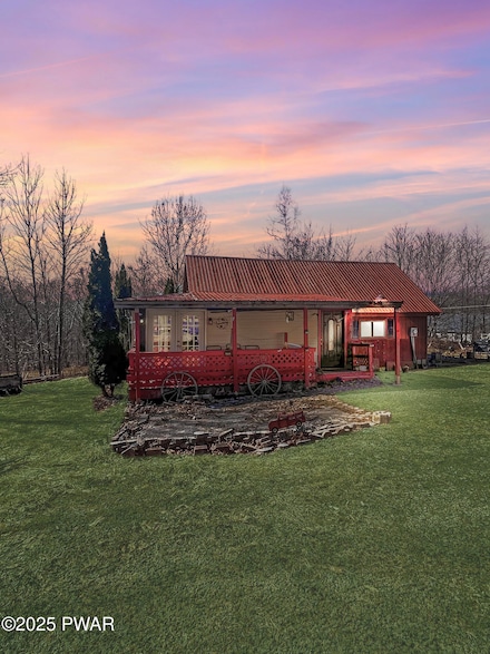 631 Ravnikar Rd, Forest City, PA 18421