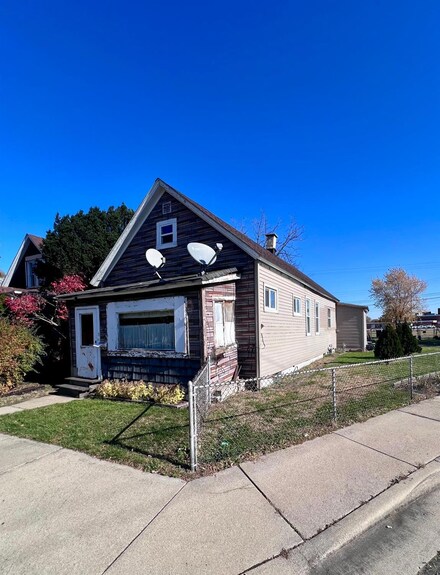 5433 Wood Ave, Hammond, IN 46320