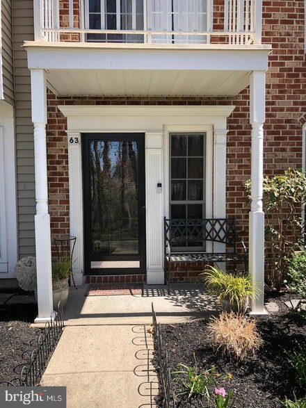 63 Chambord Ct, Trenton, NJ 08619