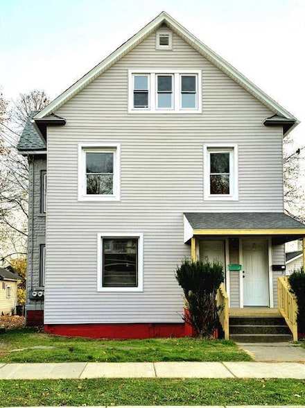 804 Broad St, Endicott, NY 13760