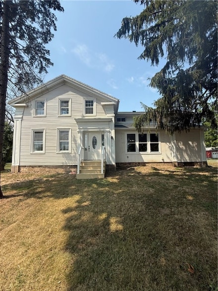 1190 Marshall Rd, Lyndonville, NY 14098