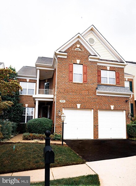 8184 Usher Dr, Lorton, VA 22079