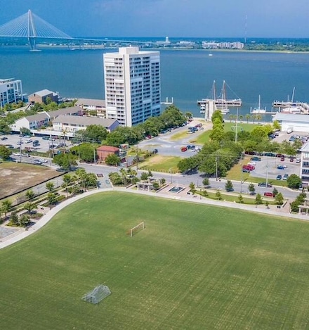 330 Concord St Unit 9, Charleston, SC 29401