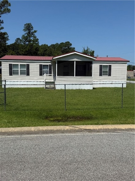62 Ervin St, Nahunta, GA 31553
