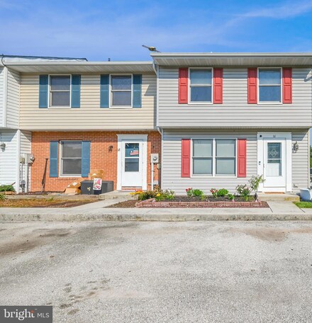 16 Hickory Ave Unit 2, Gettysburg, PA 17325